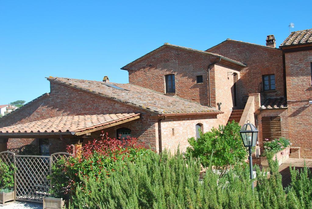 Agriturismo Le Torri Di Porsenna Petrignano Del Lago Exterior photo