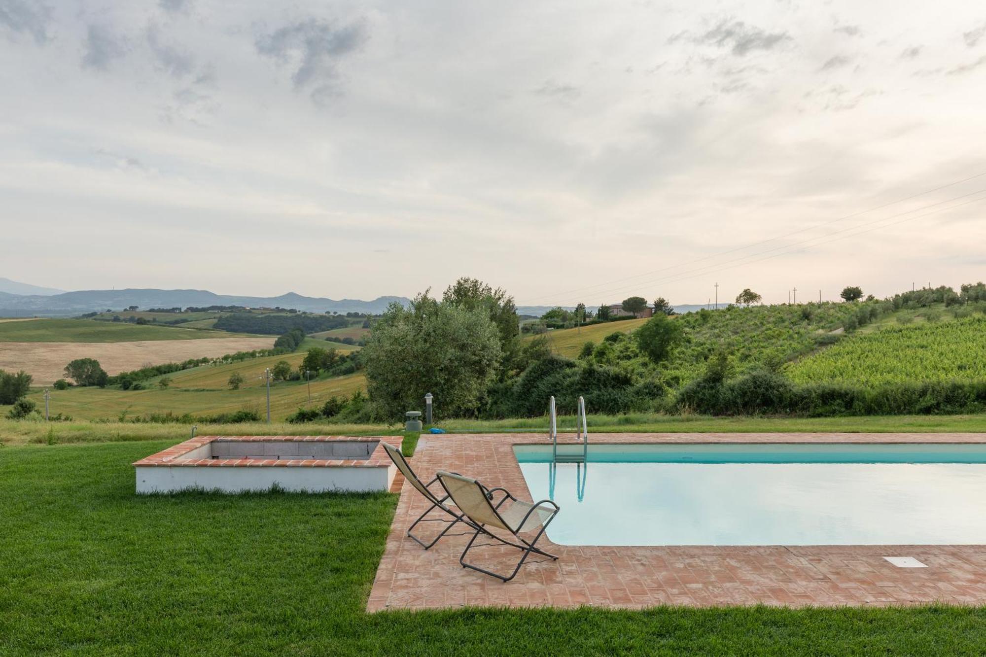 Agriturismo Le Torri Di Porsenna Petrignano Del Lago Exterior photo