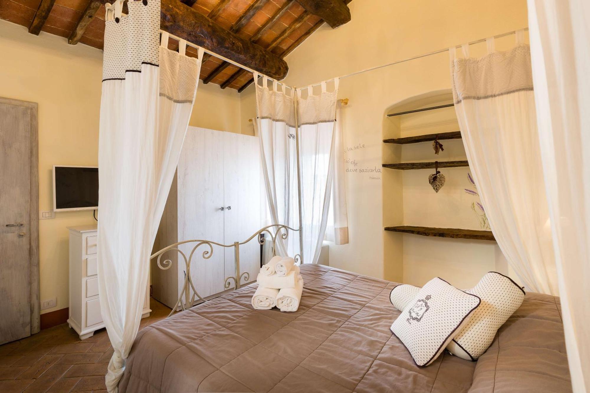 Agriturismo Le Torri Di Porsenna Petrignano Del Lago Exterior photo
