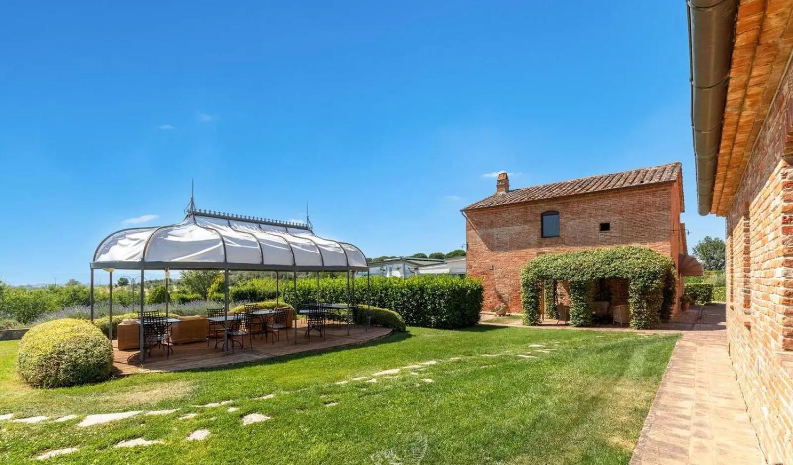 Agriturismo Le Torri Di Porsenna Petrignano Del Lago Exterior photo