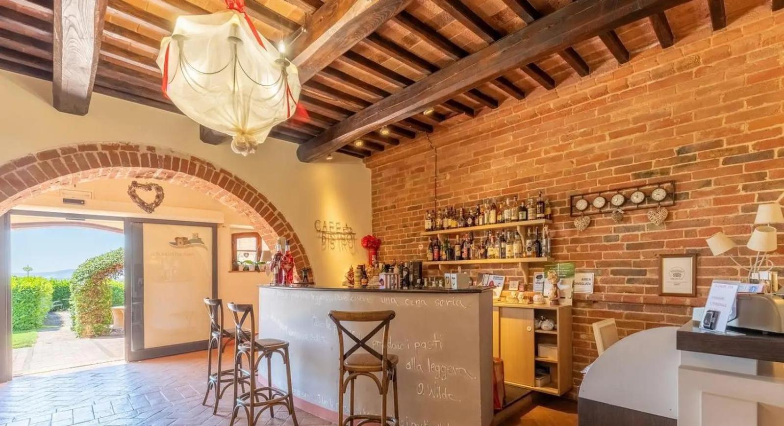 Agriturismo Le Torri Di Porsenna Petrignano Del Lago Exterior photo
