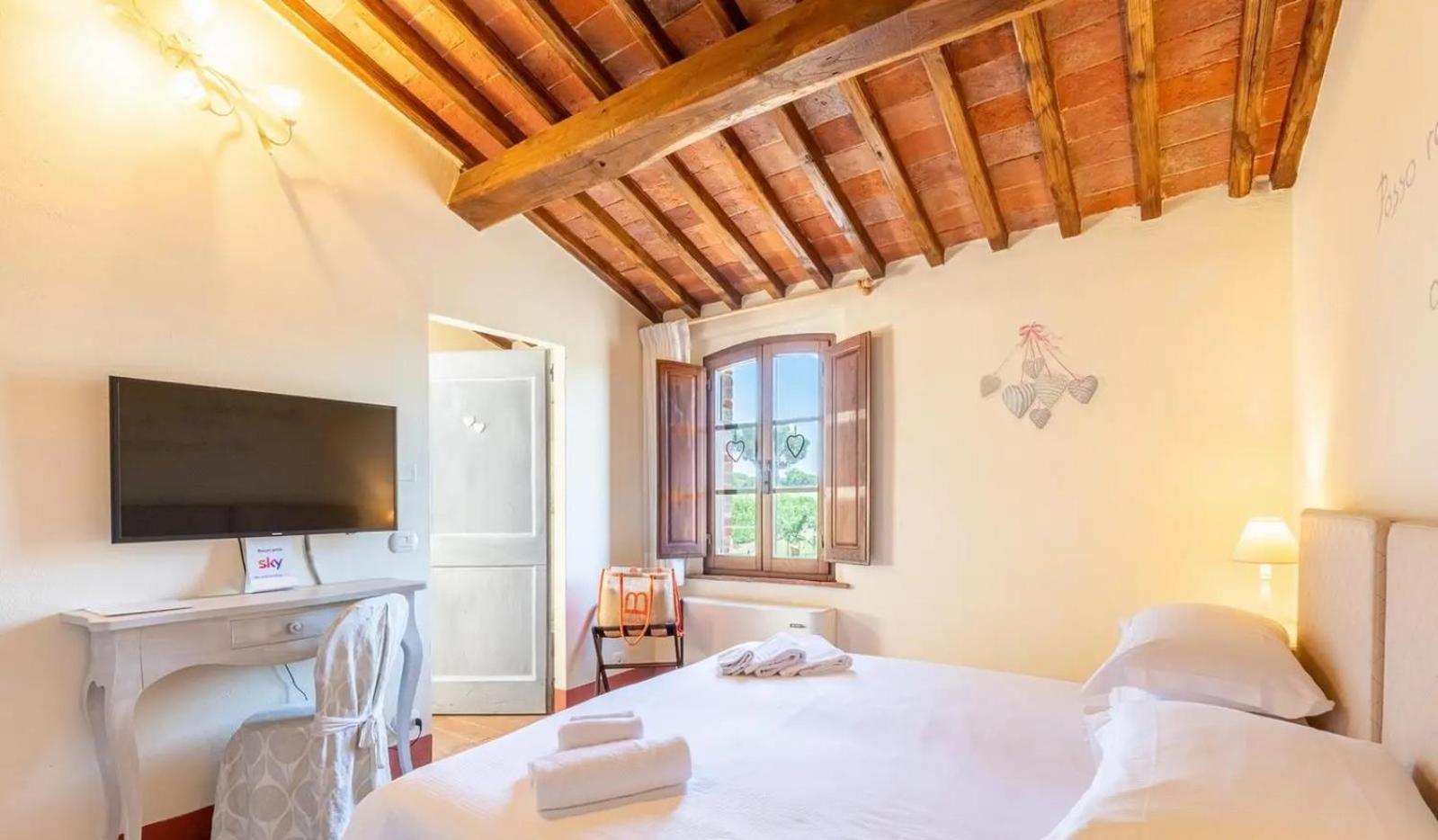 Agriturismo Le Torri Di Porsenna Petrignano Del Lago Exterior photo