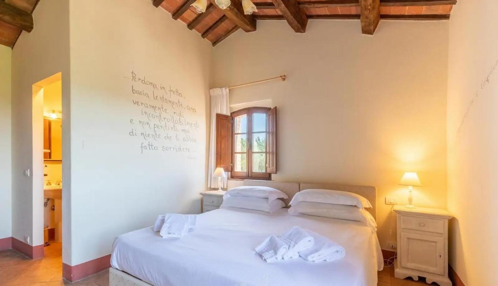 Agriturismo Le Torri Di Porsenna Petrignano Del Lago Exterior photo