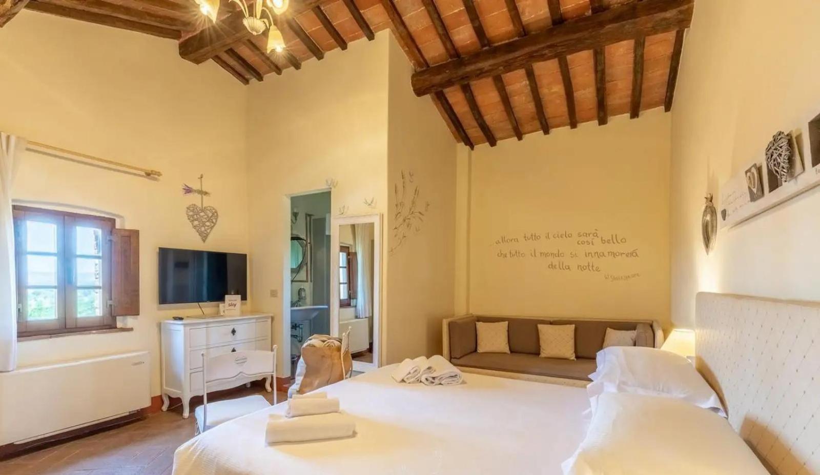 Agriturismo Le Torri Di Porsenna Petrignano Del Lago Exterior photo